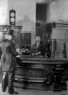 О. Генри (Уильям Сидней Портер) в качестве клерка в First National Bank (Остин, Техас)