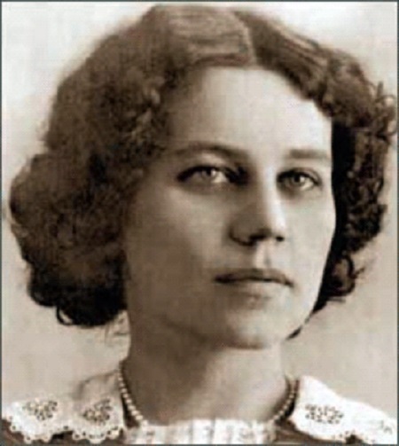 Татьяна Николаевна Лаппа. 1892-1982гг. Фото примерно 1910 года. Автор фото неизвестен