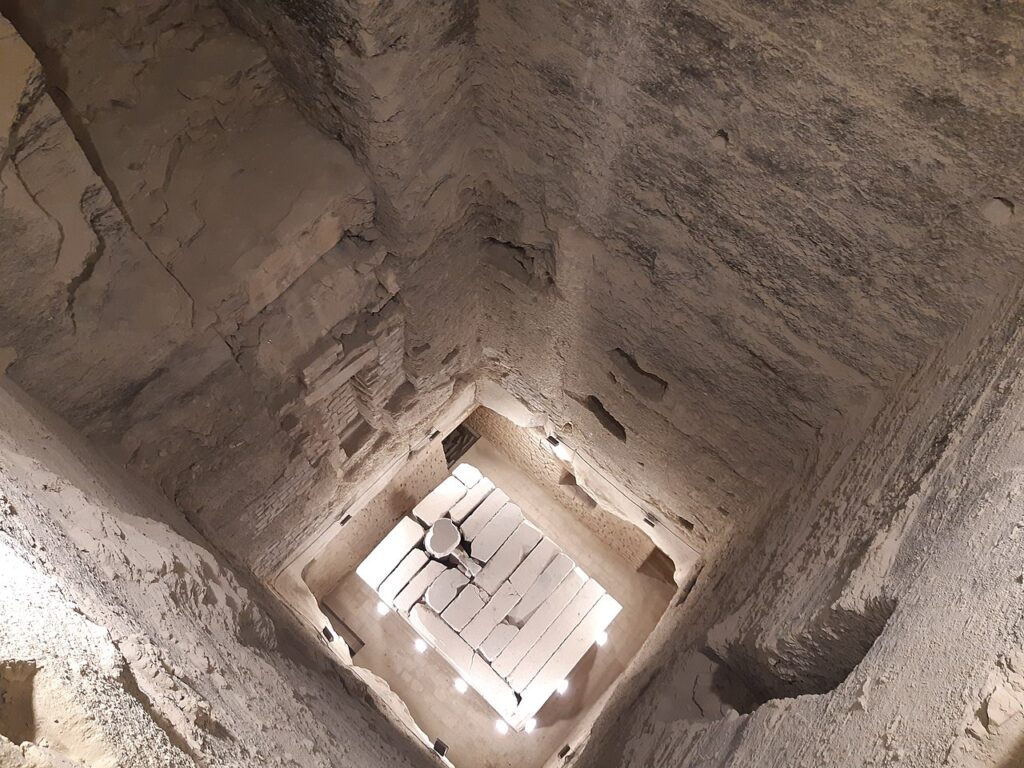 Погребальная камера пирамиды Джосера